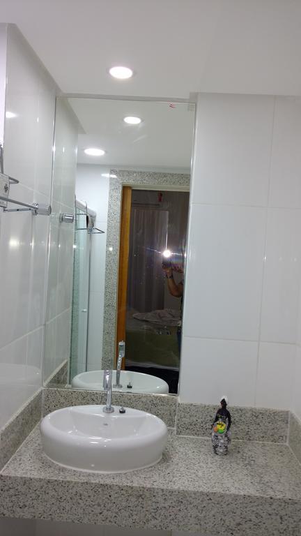 Flat Na Avenida Oceanica Apartment Salvador Ngoại thất bức ảnh
